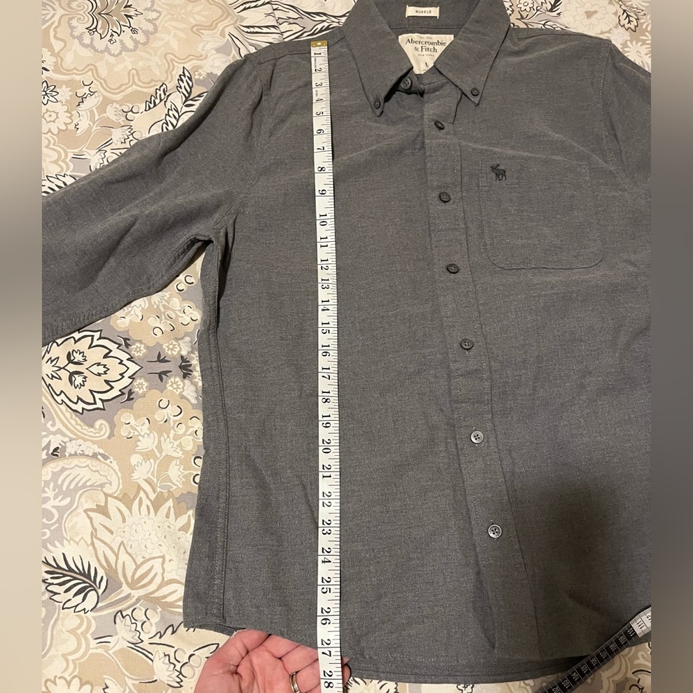 Abercrombie and Fitch Mens Gray Muscle Button Up